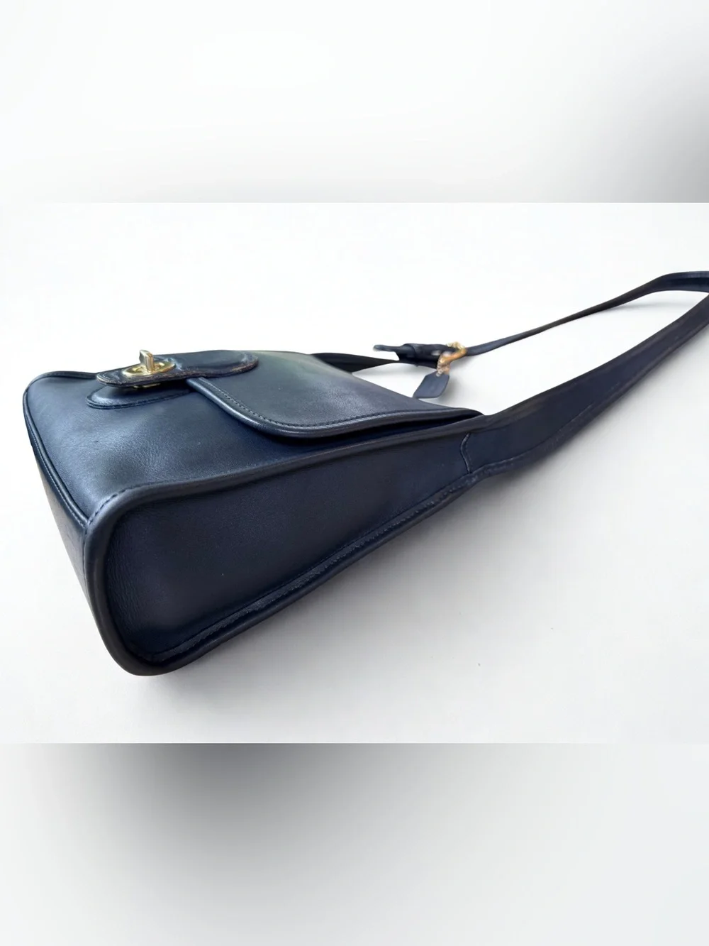 VINTAGE Coach Shelburne Flap 9038 Navy Blue Leather Crossbody + Dust Bag - MINT